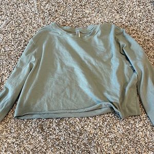 Green long sleeve crop top